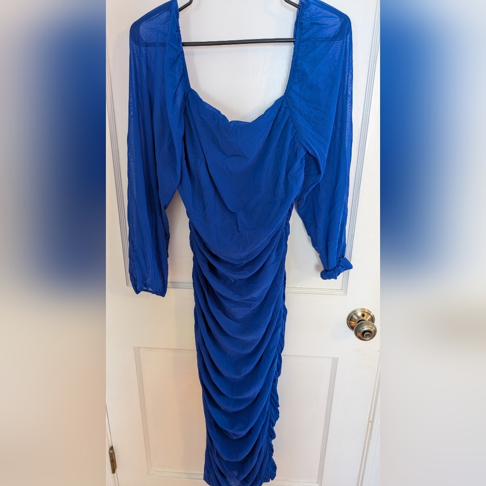 Fashion blue fitted ruched sheer long sleeve bodycon dress. Size XL